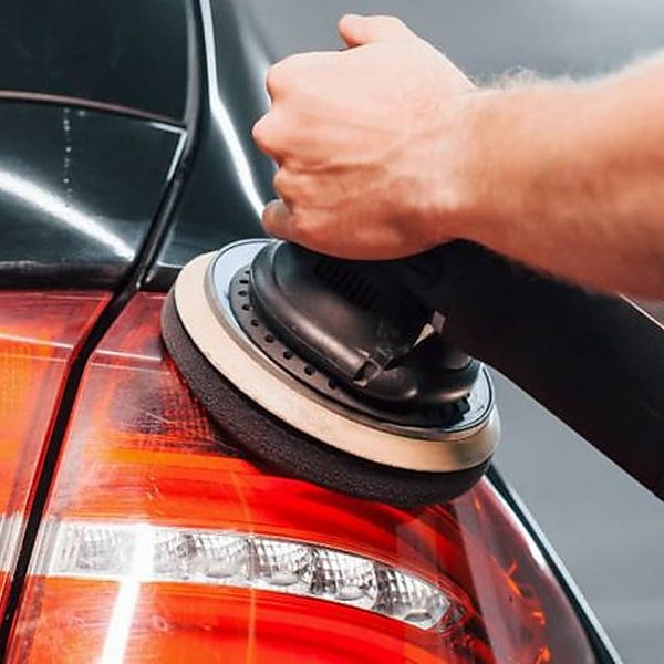 Machine polishing a panel